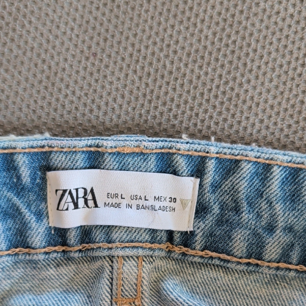 ZARA Light Blue Distressed Denim Mini Skirt - Picture 5 of 9